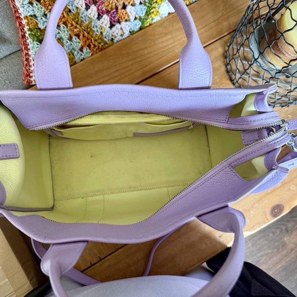 Marc Jacobs Medium Purple/Lavender Leather Tote Bag - Picture 2 of 16